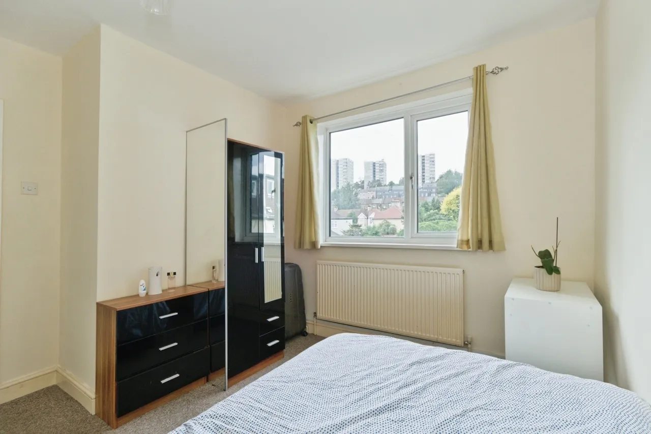 Bastion Road, London, SE2, photo 16