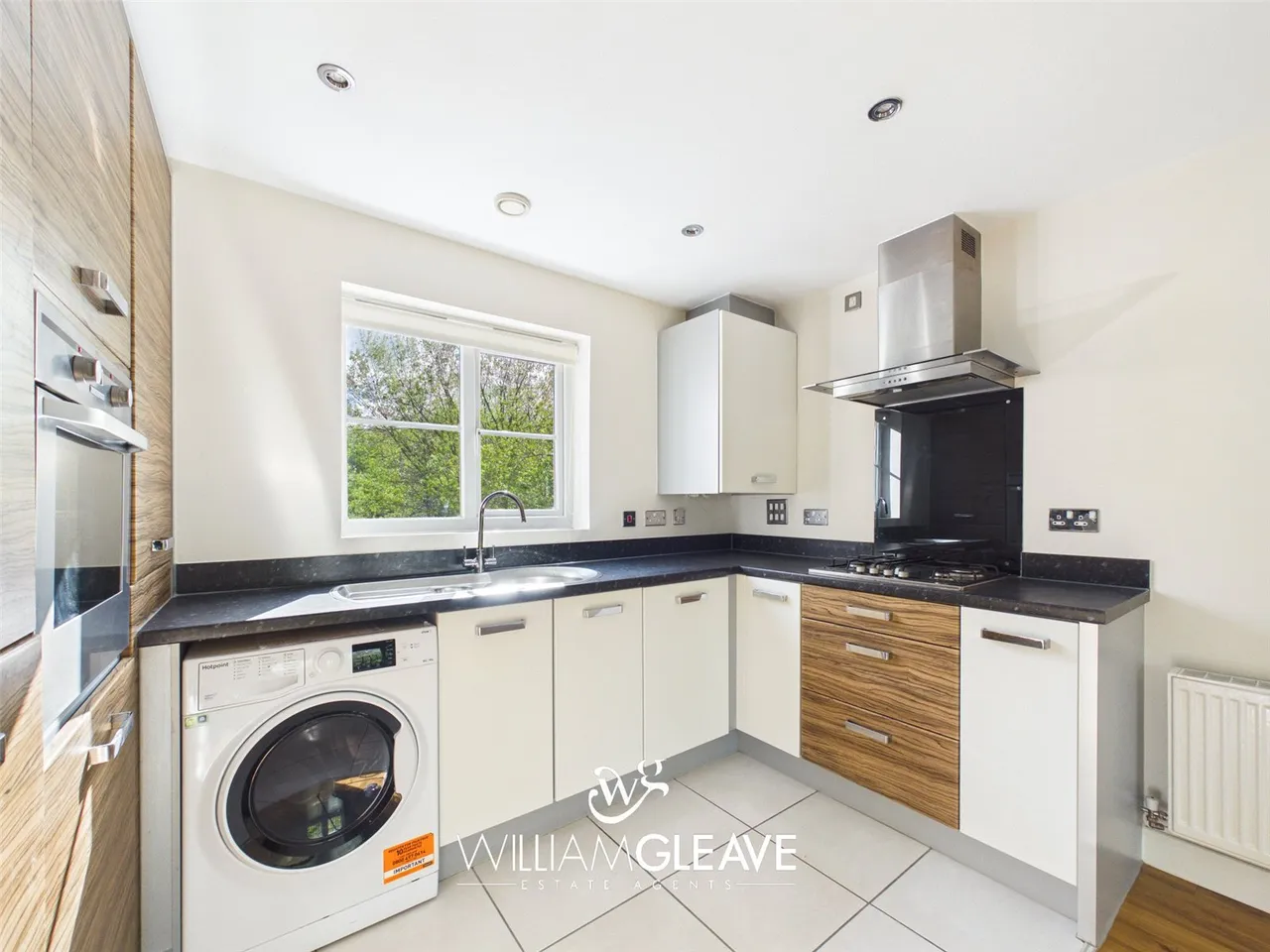 Pendinas, Wrexham, LL11 3BQ, photo 3