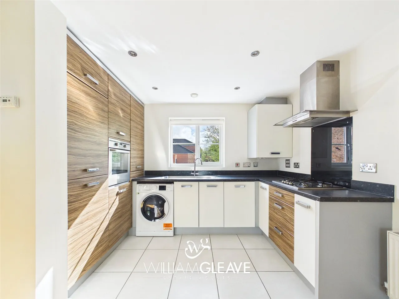 Pendinas, Wrexham, LL11 3BQ, photo 4