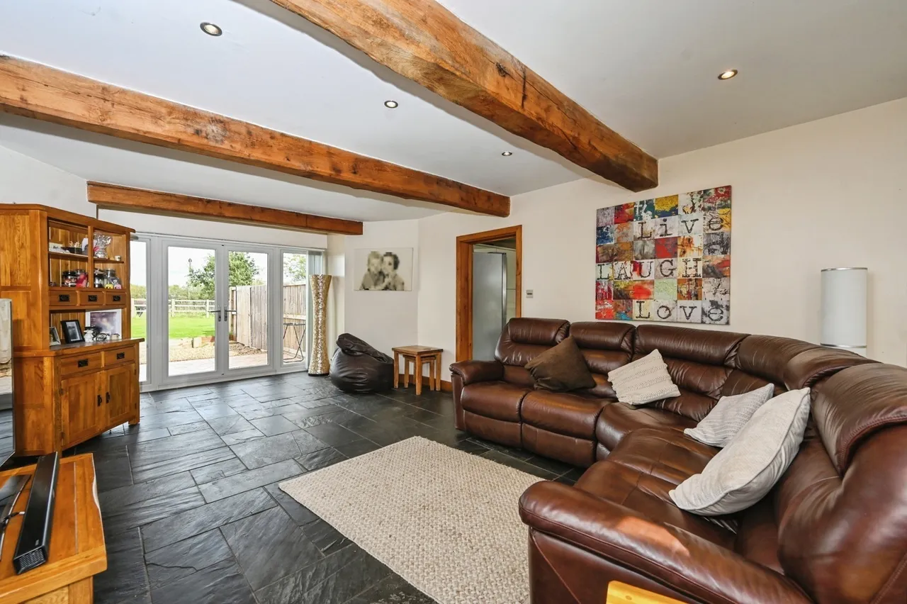 Tan House Lane, Warrington, WA5, photo 3