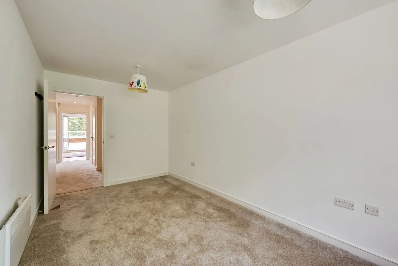 Valley Road, Kenley, Surrey, CR8, photo 5