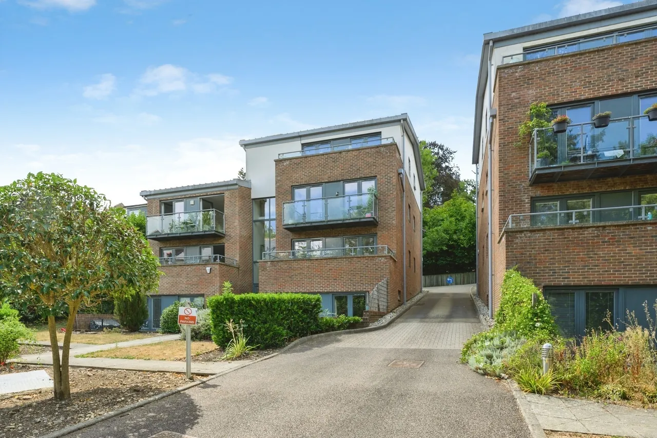Valley Road, Kenley, Surrey, CR8, photo 9