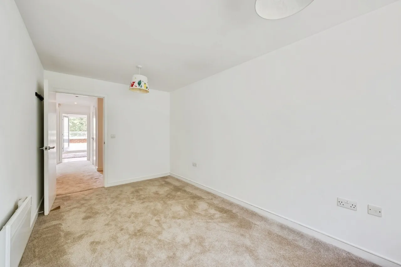 Valley Road, Kenley, Surrey, CR8, photo 11