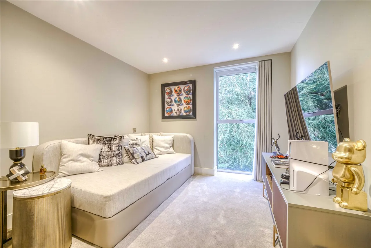 Lilliput Road, Poole, Dorset, BH14, photo 9