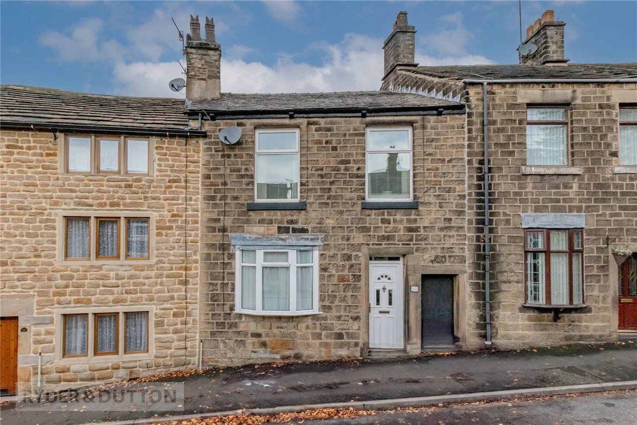 3 bed house for sale, Hadfield Road, Hadfield, SK13