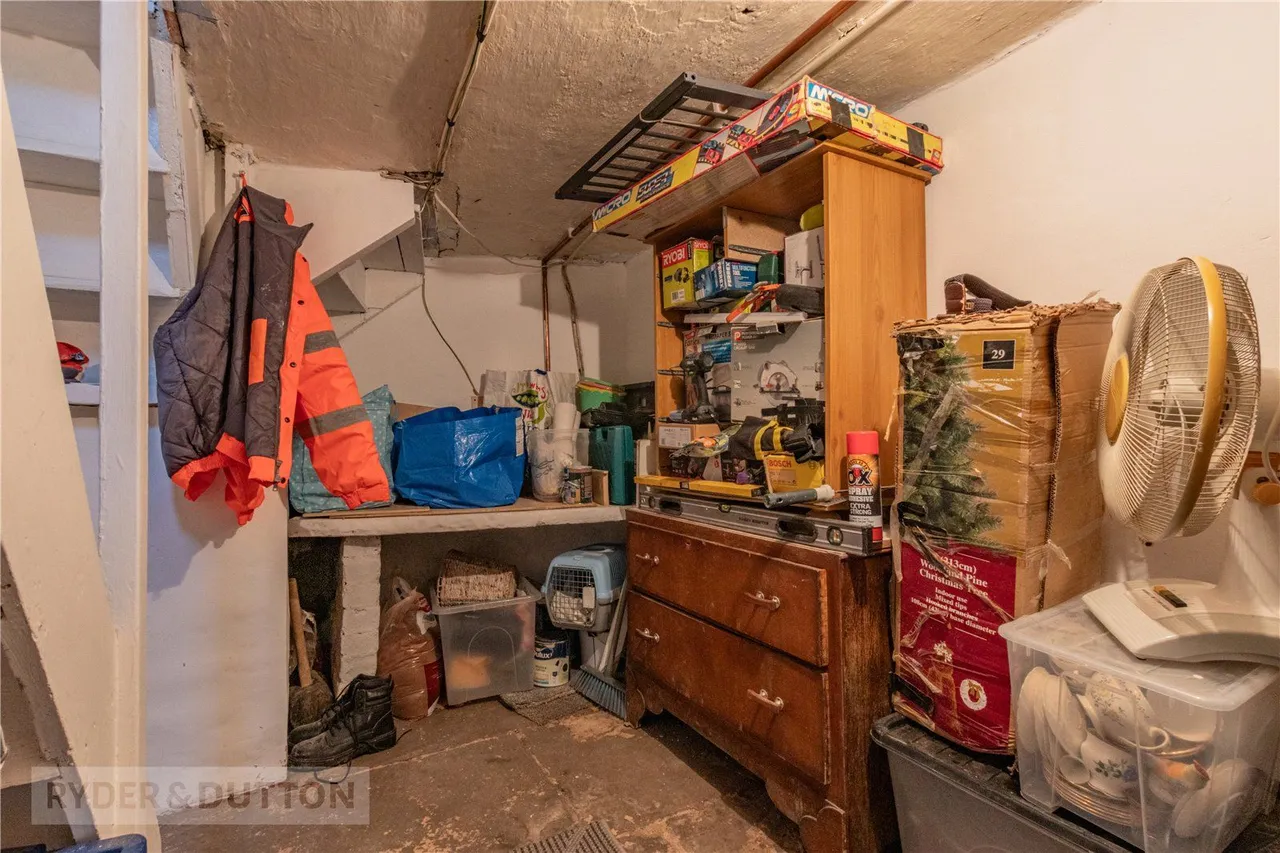 Hadfield Road, Hadfield, SK13, photo 17