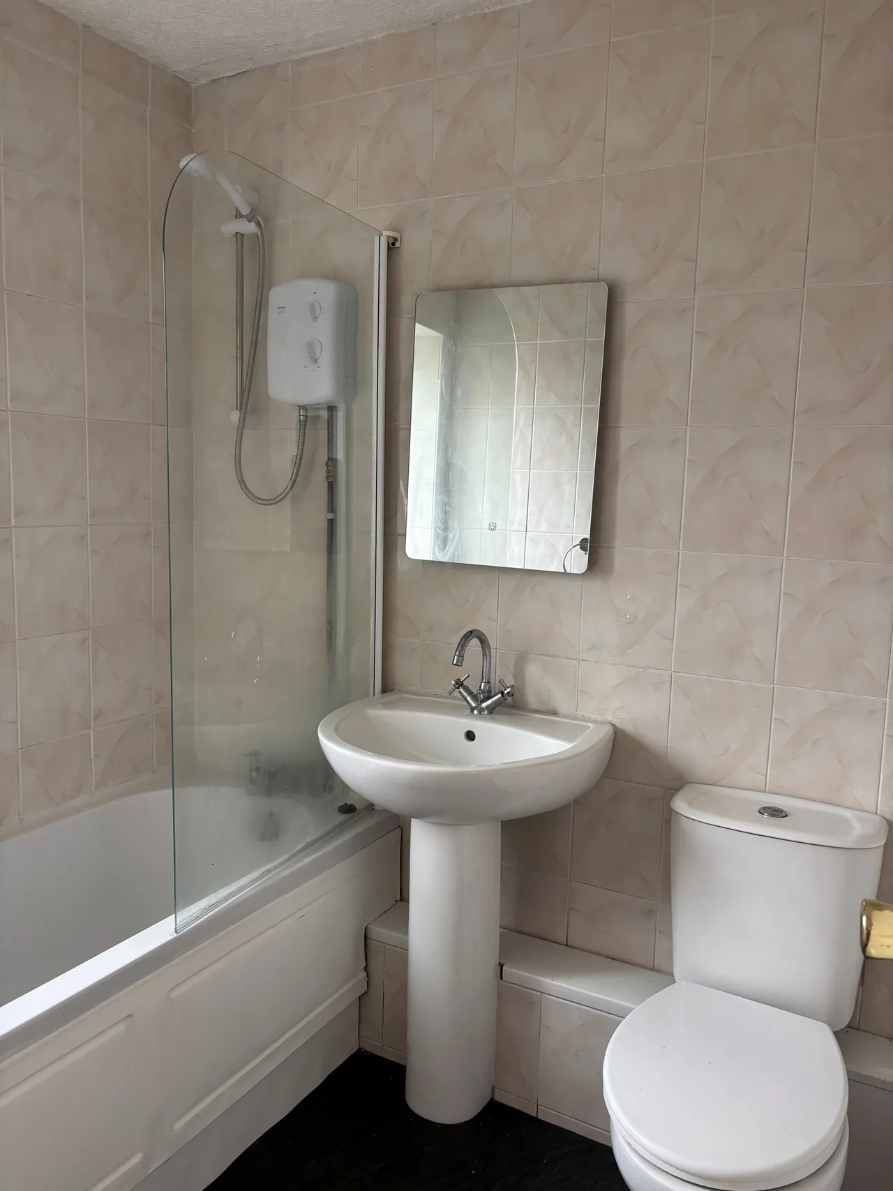 Mooreview Court, Blackpool, FY4, photo 6