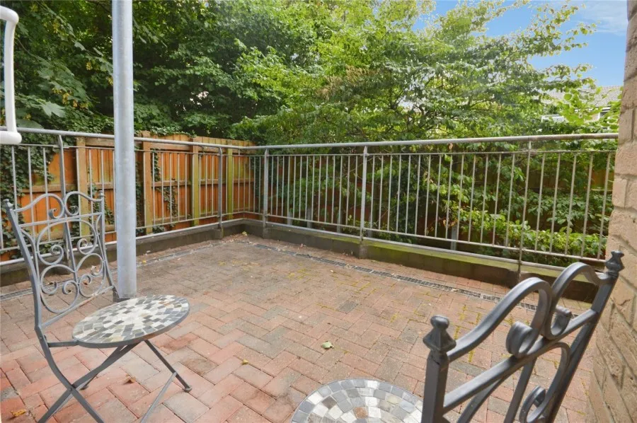 with 2 bedrooms in Stansted, CM24, photo 10