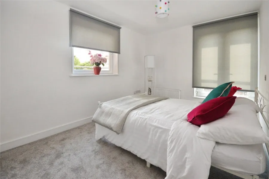 with 2 bedrooms in Stansted, CM24, photo 15