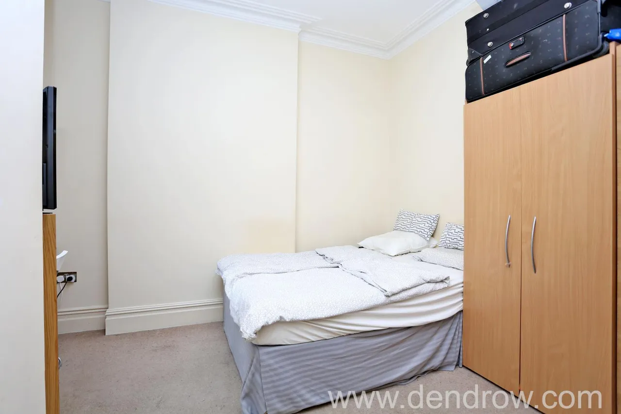 London, W9 1NG, photo 9