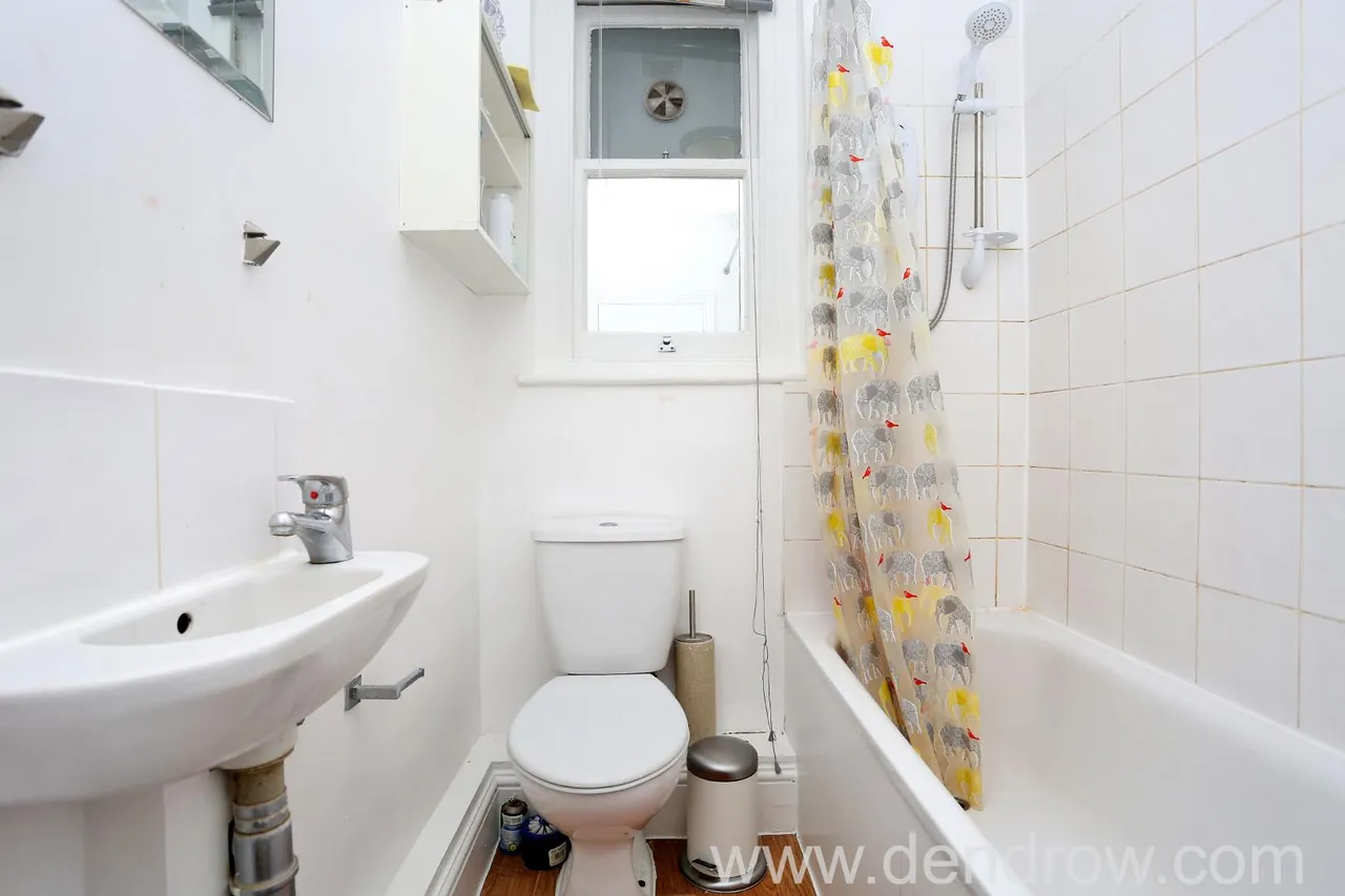 London, W9 1NG, photo 5