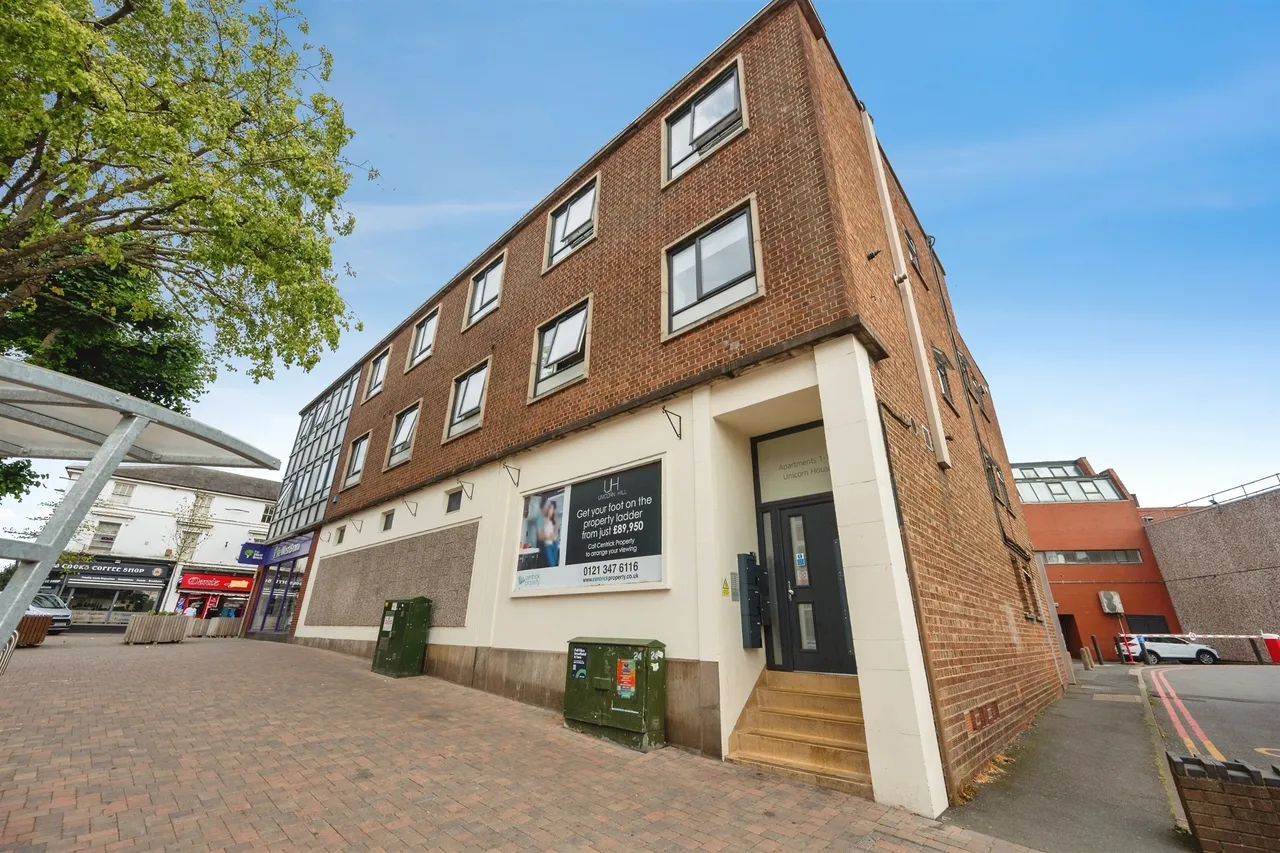 1 bed flat for sale — Unicorn Hill, Redditch