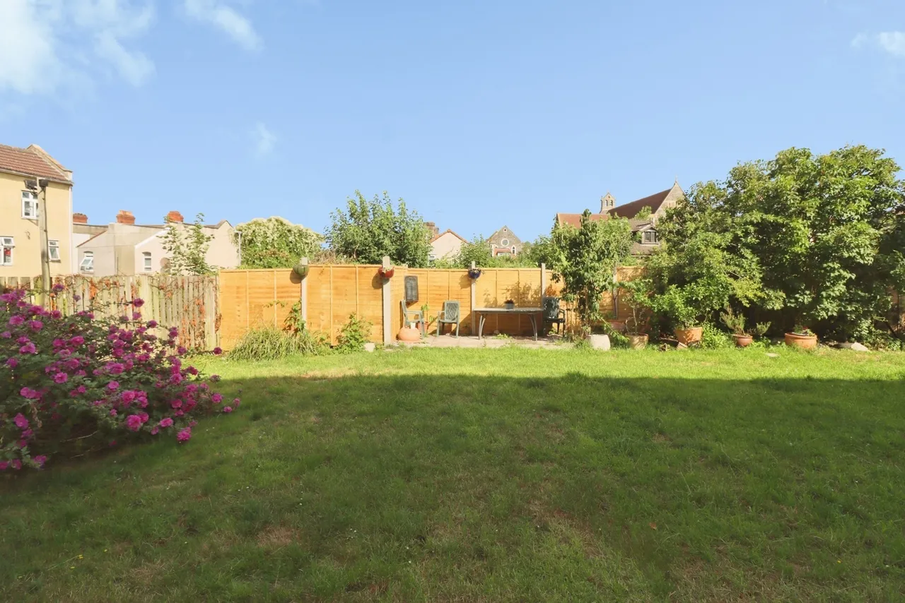 Estelle Park, Freeland Buildings, Eastville, Bristol, BS5, photo 2