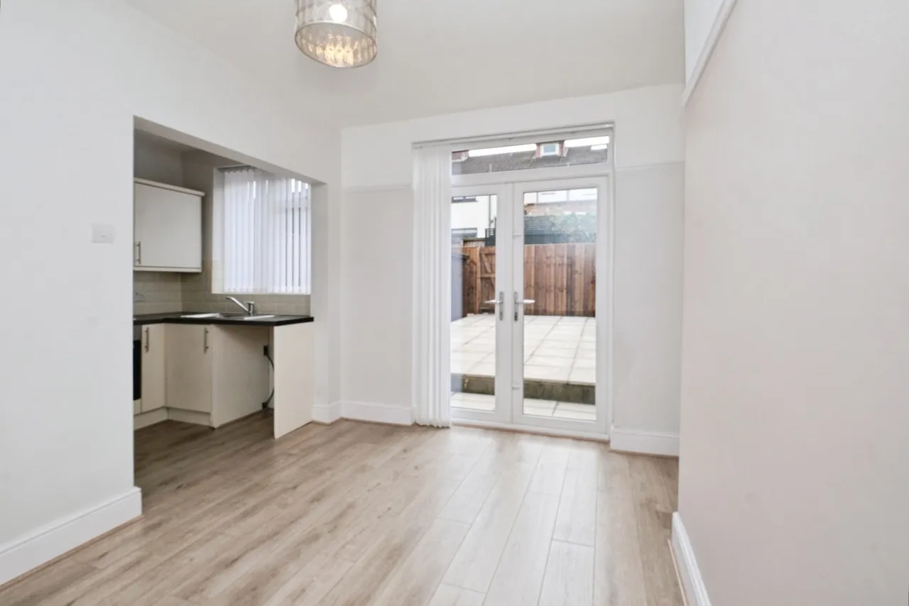 Saville Road, Old Swan, L13, photo 6