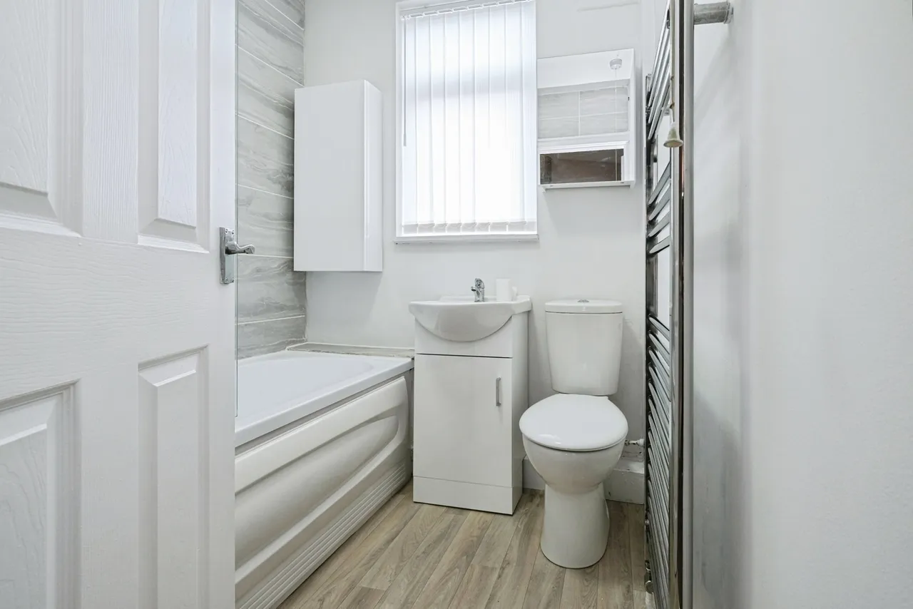 Saville Road, Old Swan, L13, photo 14