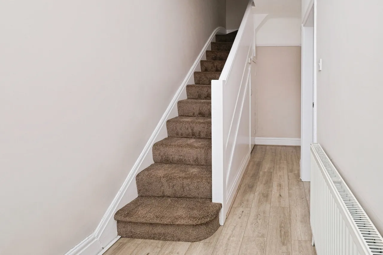 Saville Road, Old Swan, L13, photo 2