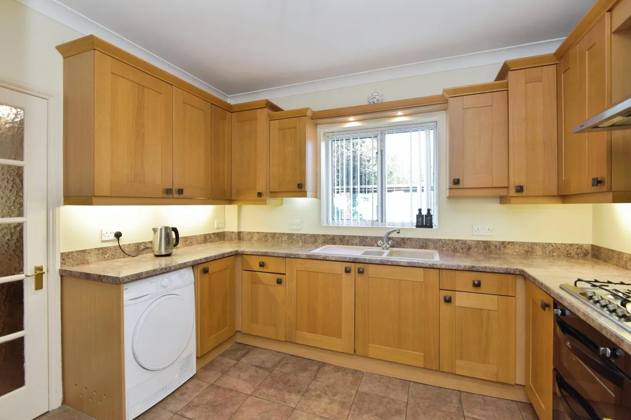 Queens Park Avenue, Stoke-on-trent, ST3, photo 3