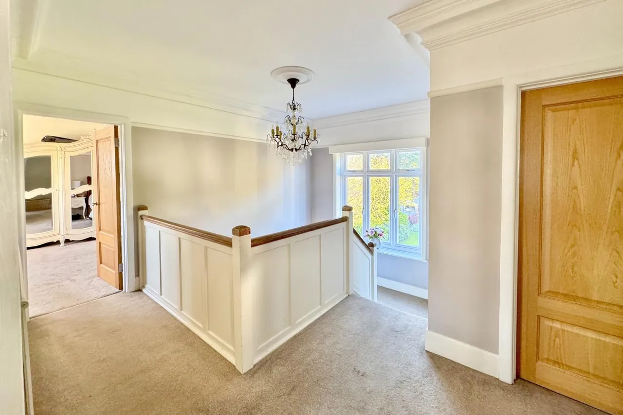 Huntly Road, BH3, photo 20