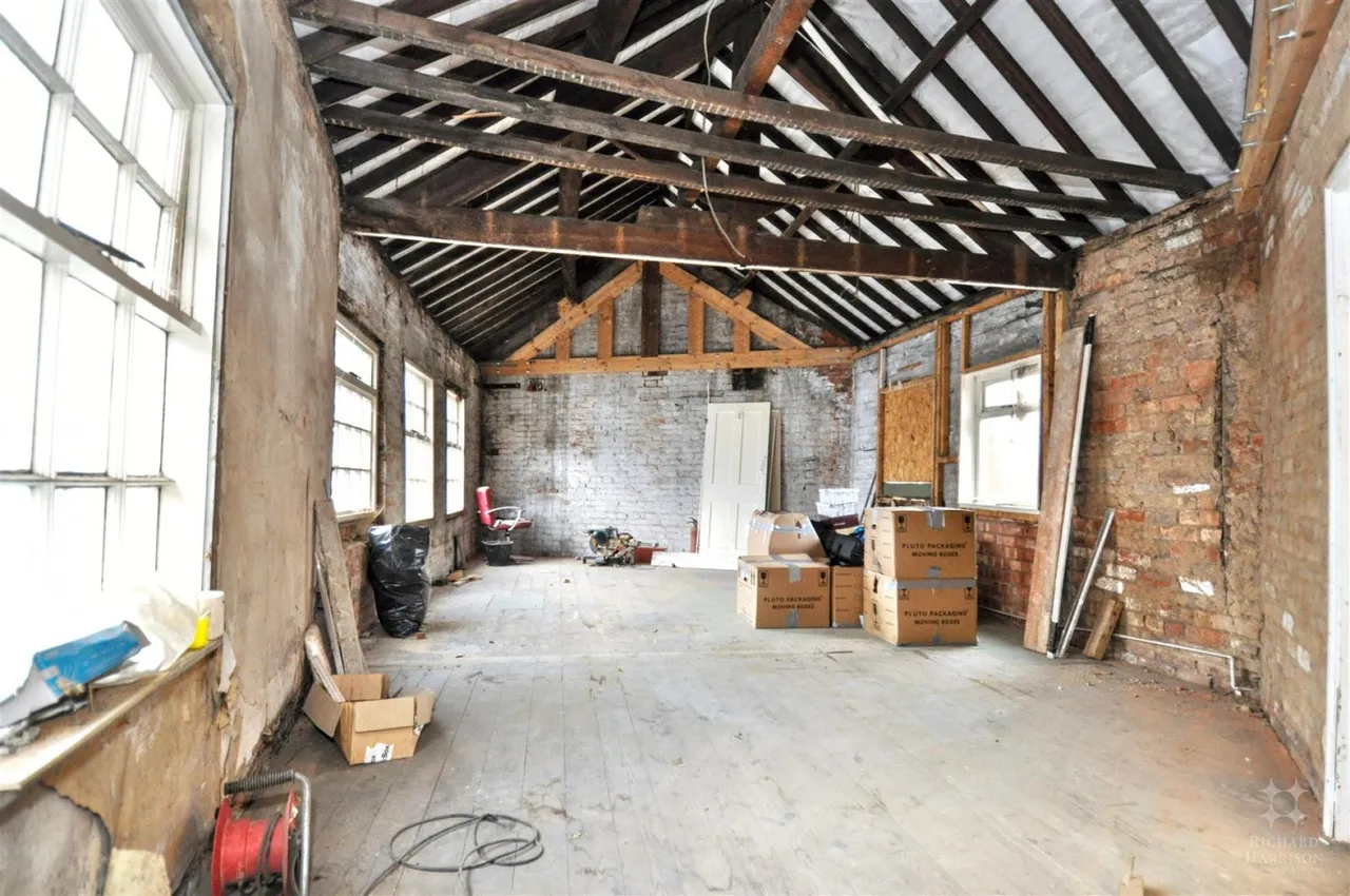 Freehold Retail Premises, LE11, photo 17