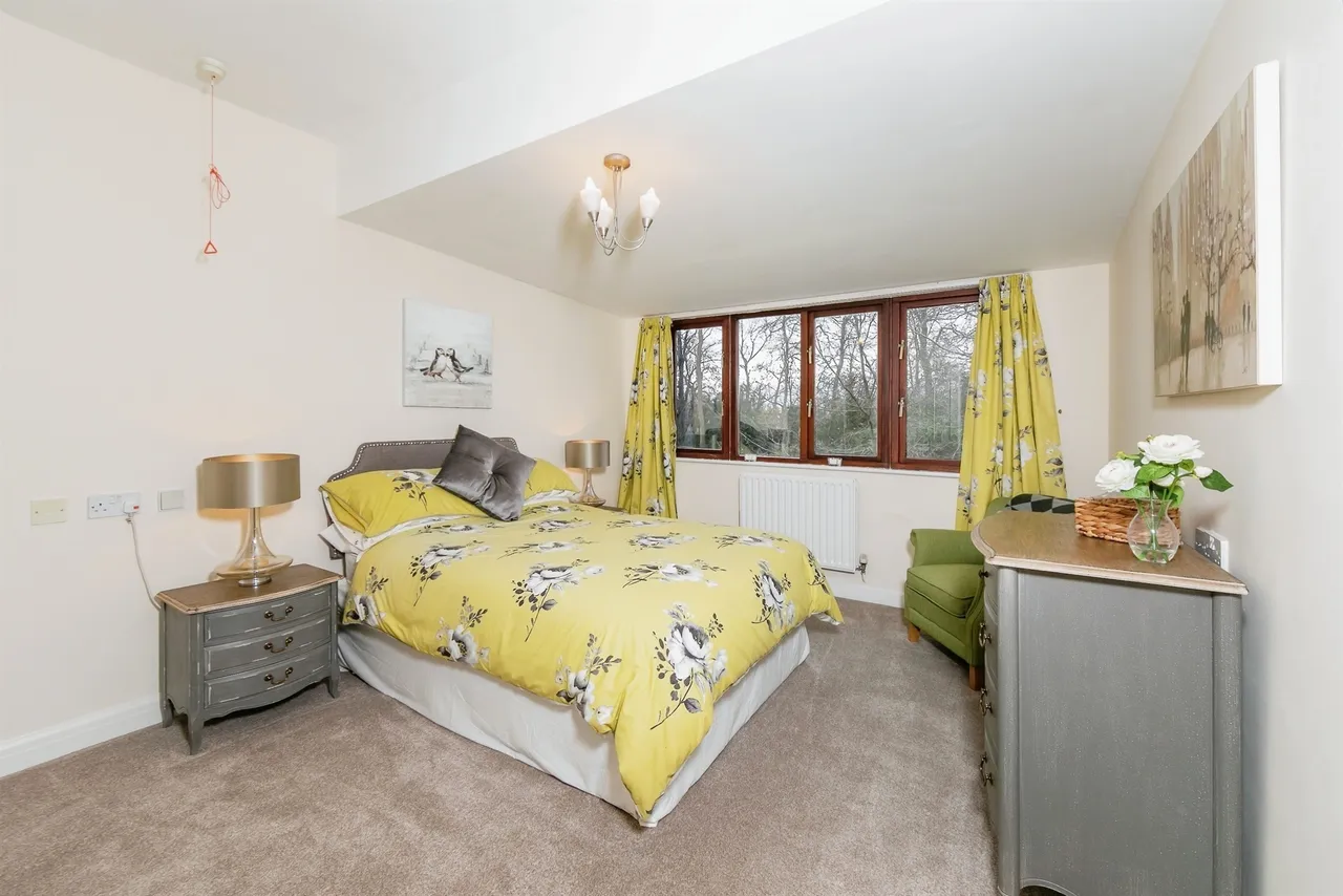 Emmbrook Court, Reading, photo 10