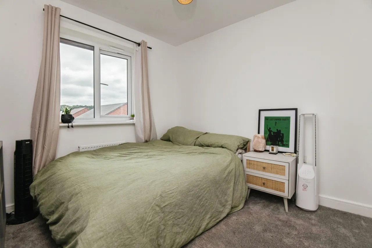 Elizabeth Road, Cullompton, EX15, photo 17