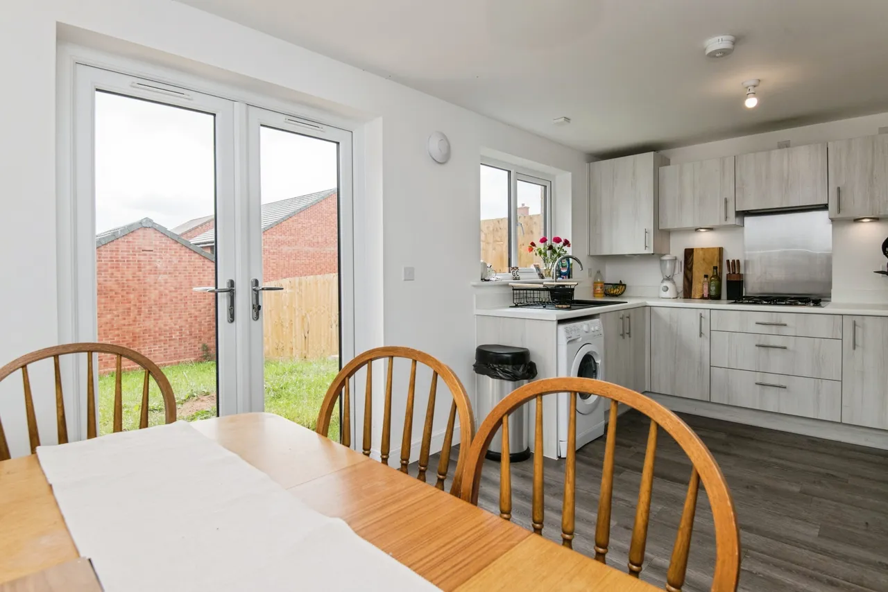 Elizabeth Road, Cullompton, EX15, photo 4