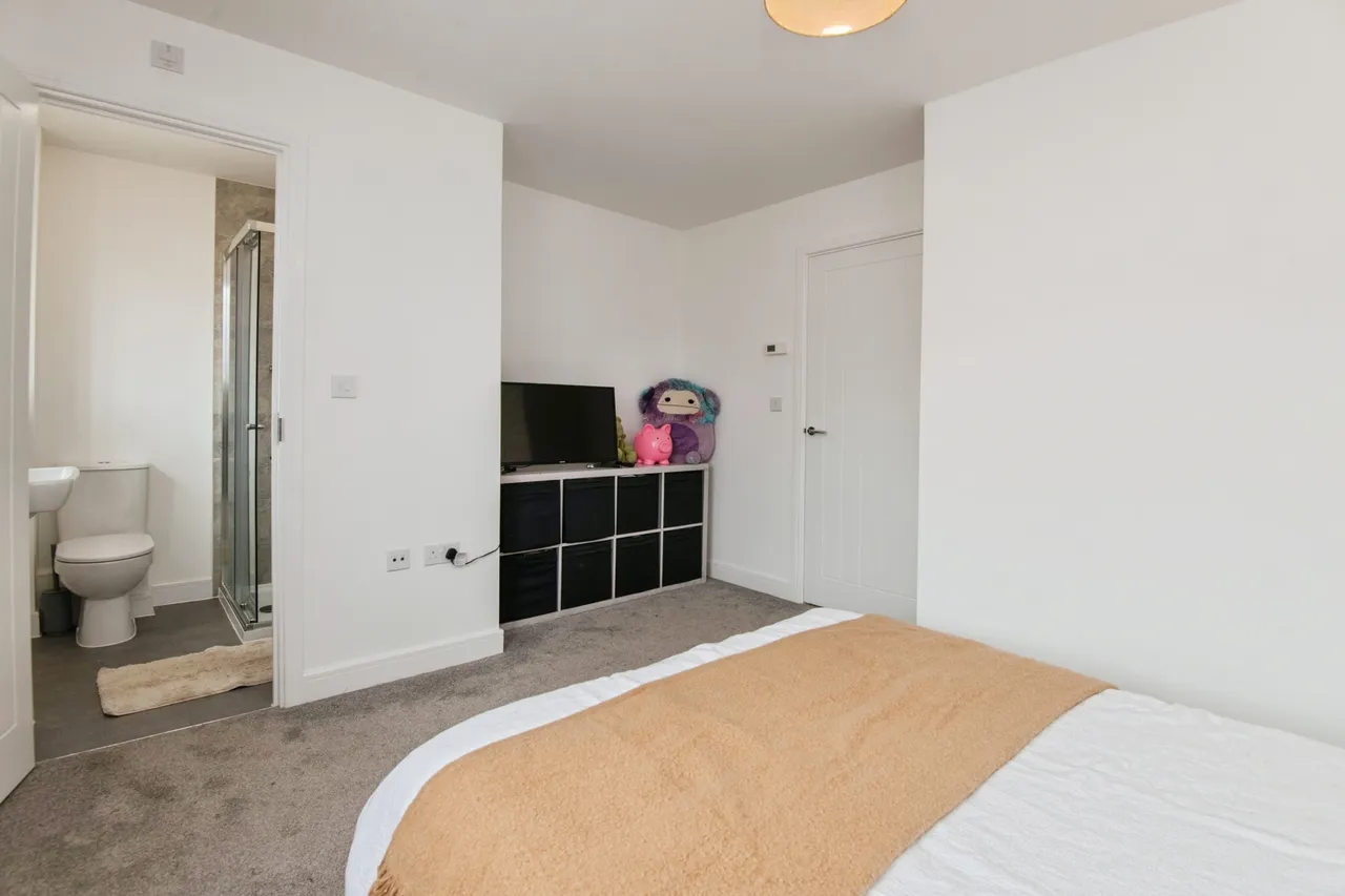 Elizabeth Road, Cullompton, EX15, photo 11