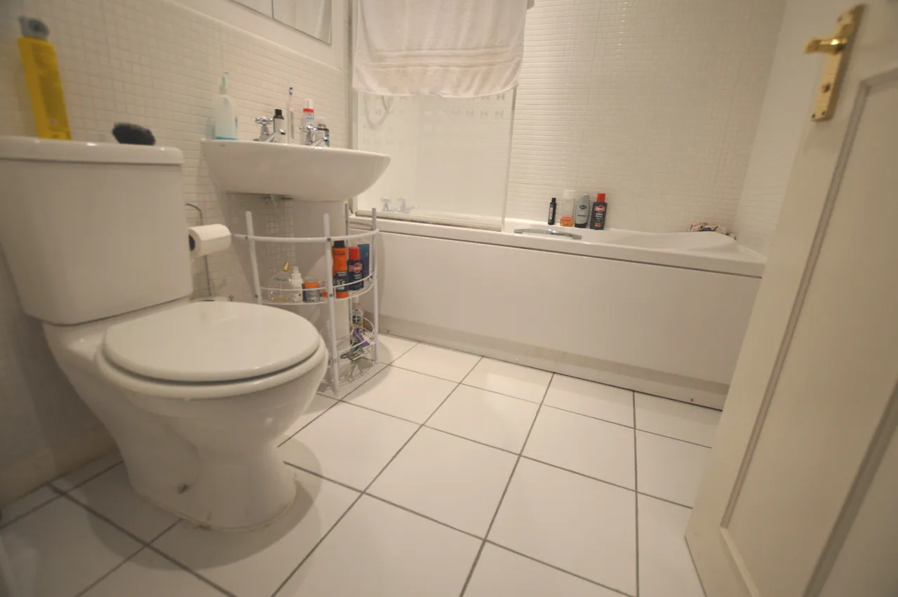 Parklands Manor, Wakefield, WF1, photo 3