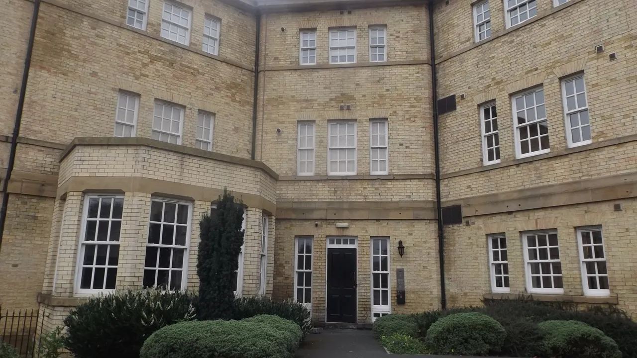 Parklands Manor, Wakefield, WF1, photo 6