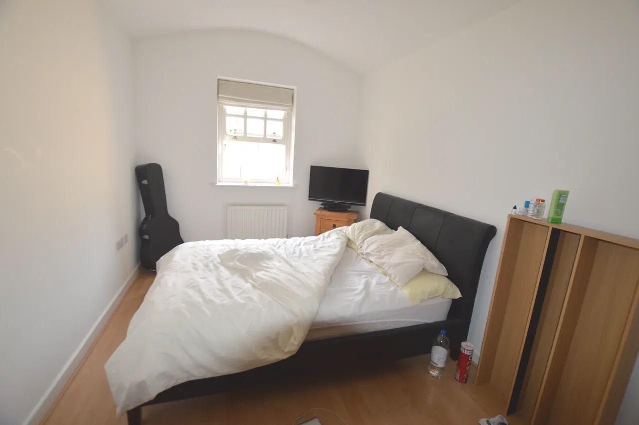 Parklands Manor, Wakefield, WF1, photo 2