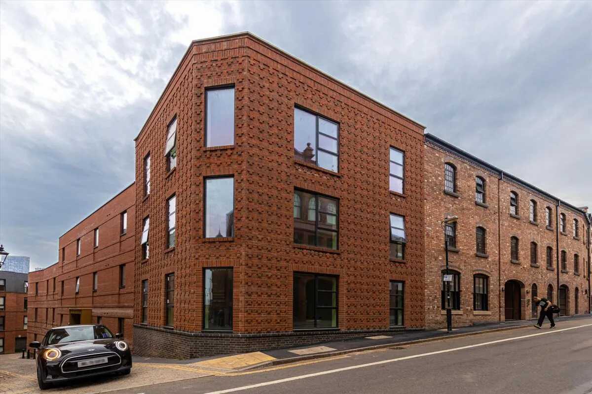 2 bed flat for sale, Camden Drive, B1