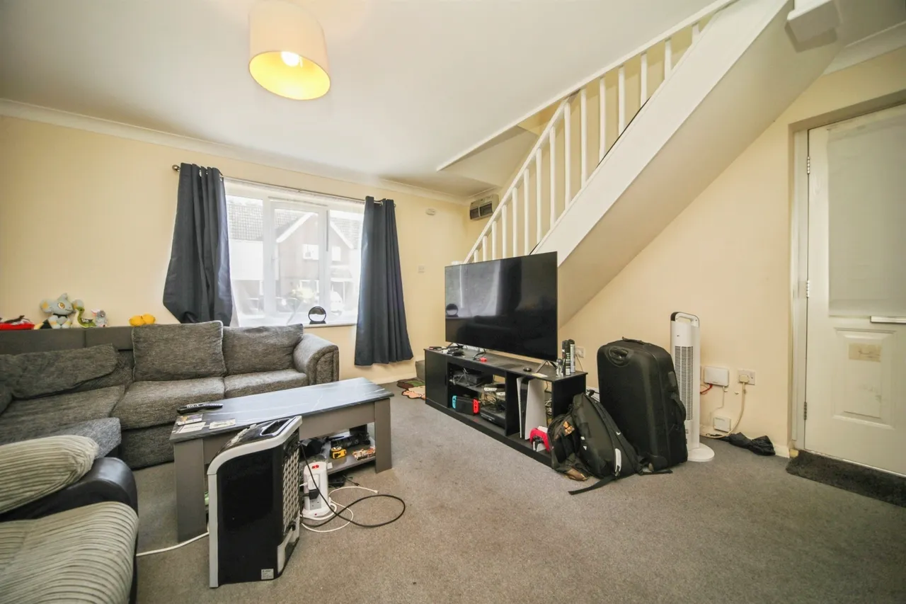 Falcon Way, Beck Row, Bury St. Edmunds, photo 3