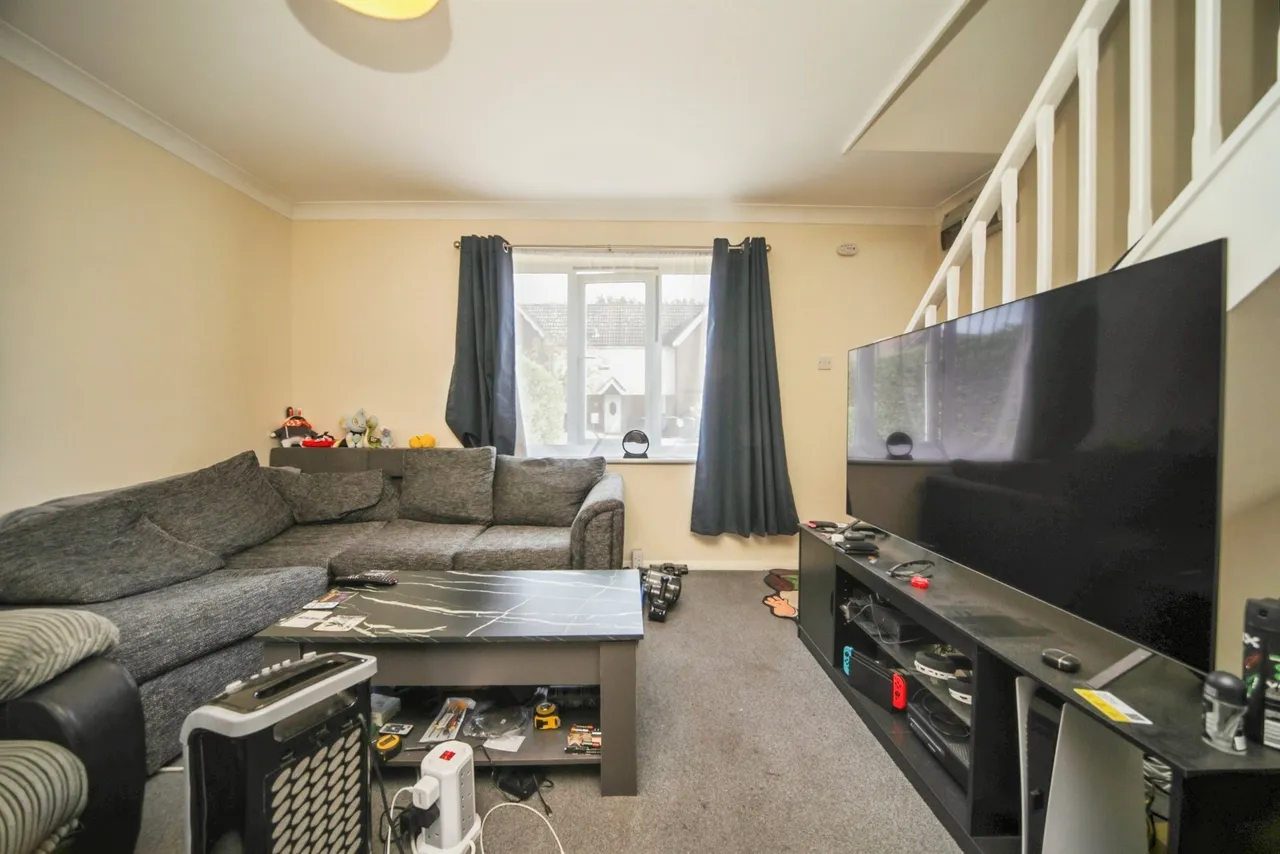 Falcon Way, Beck Row, Bury St. Edmunds, photo 4