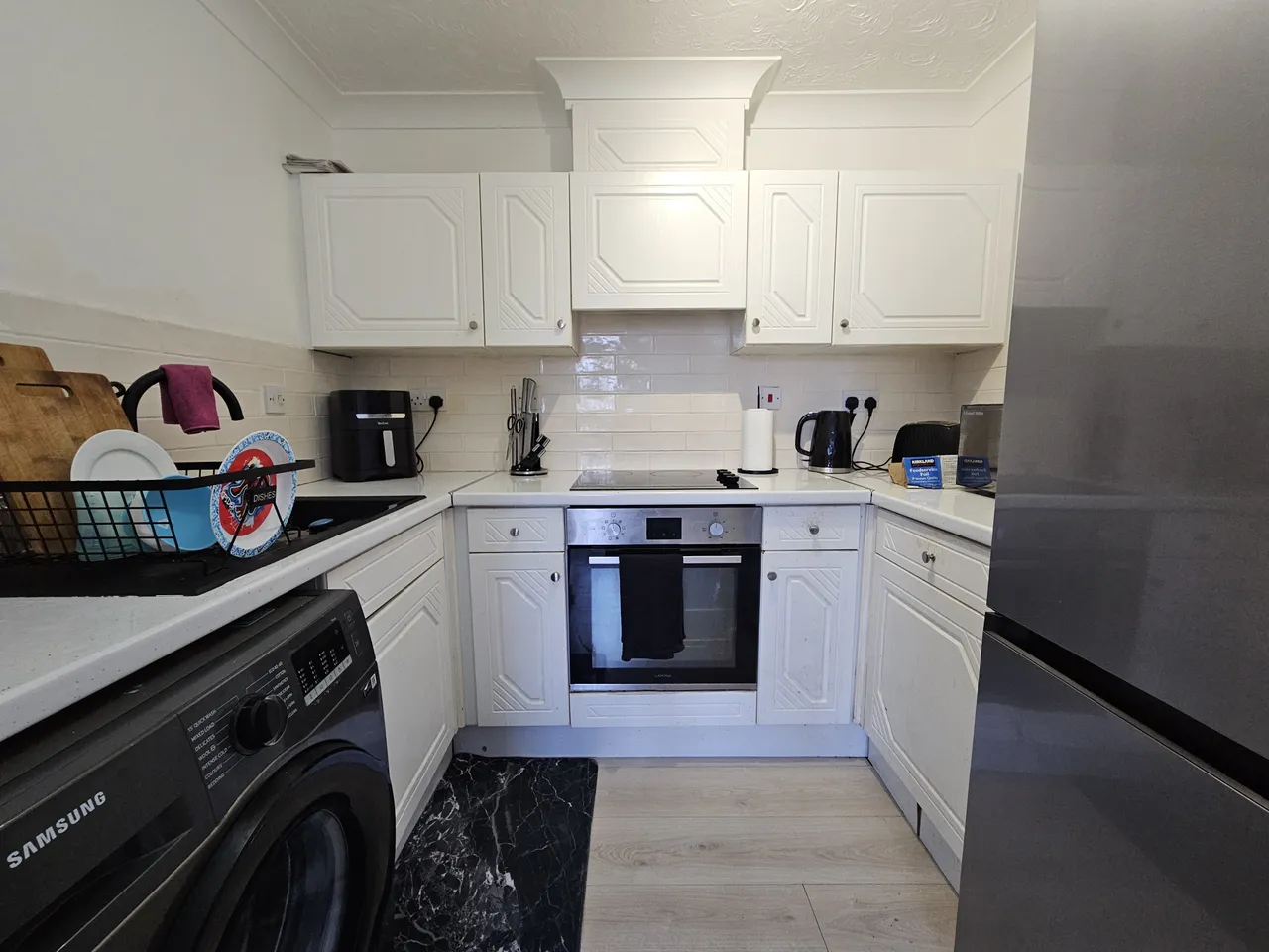 Dauphin Court, LU2, photo 4