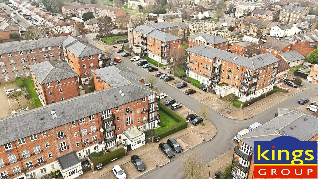 Gareth Drive, Edmonton, N9, photo 13