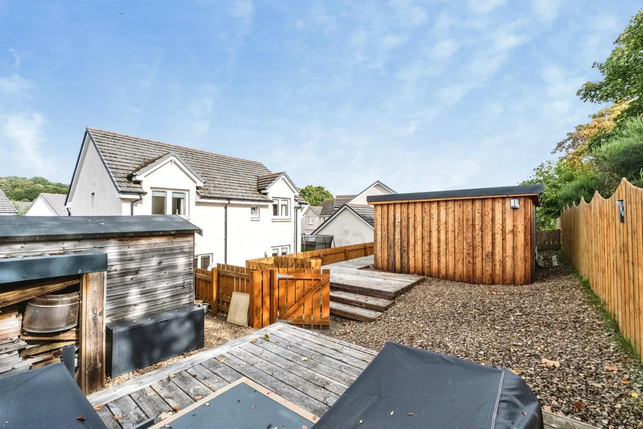 Bronze Heuk, Inverness, IV1, photo 32