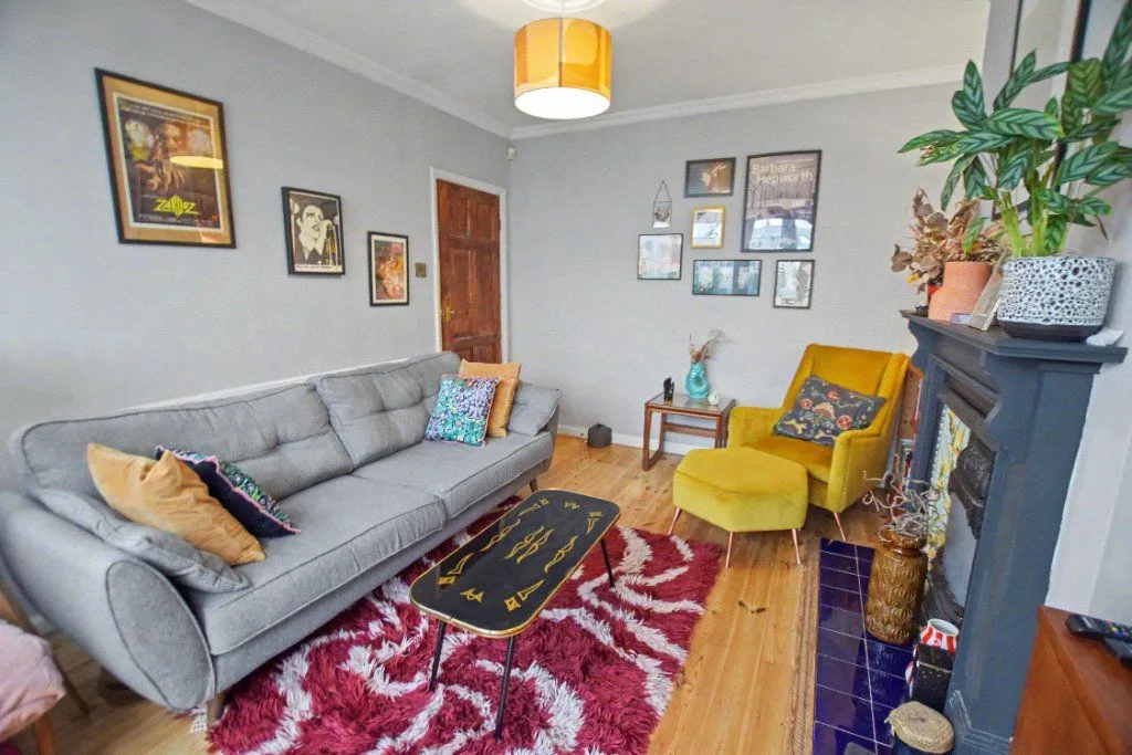 Armley Grange Avenue, Leeds, LS12, photo 13
