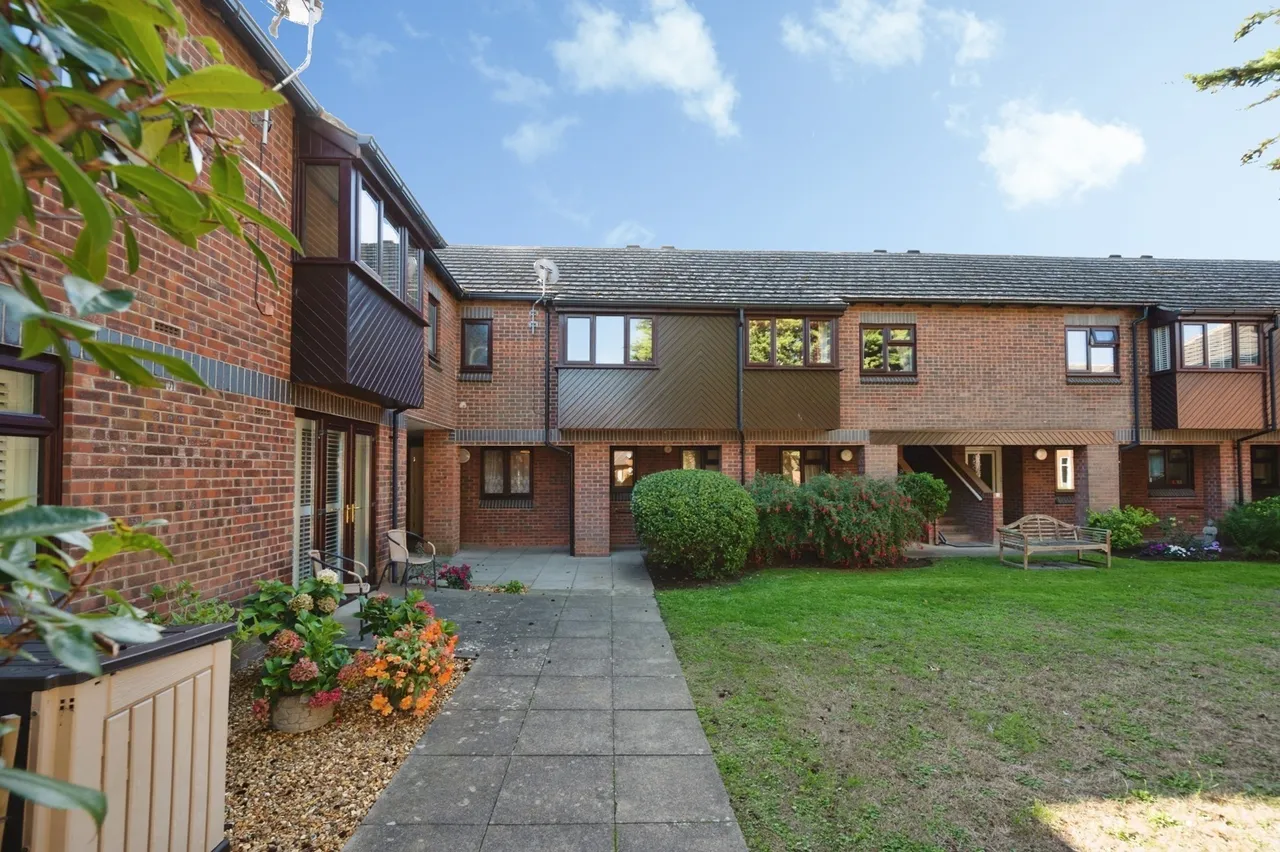 Sea Front, Hayling Island, PO11, photo 12