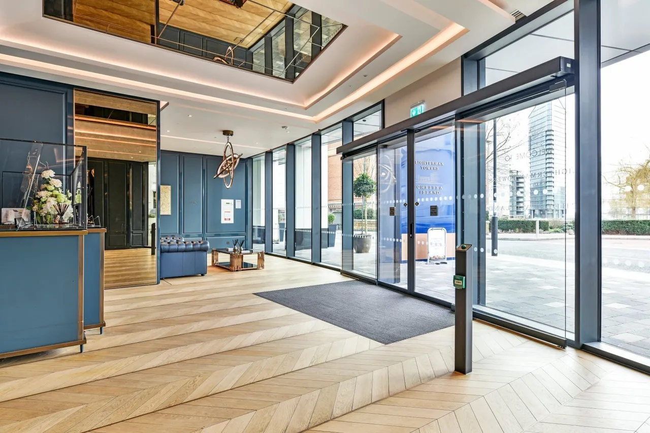 Chelsea Island, Lighterman Towers, SW10, photo 9