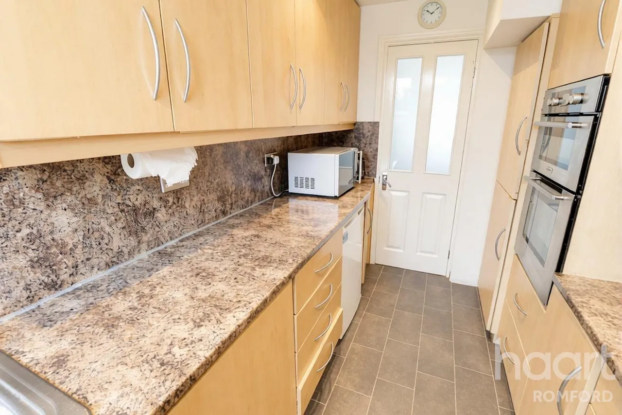 Romford, RM7, photo 10