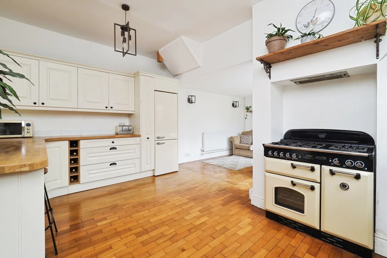 Bramcote Road, Beeston, Nottingham, Nottinghamshire, NG9, photo 5