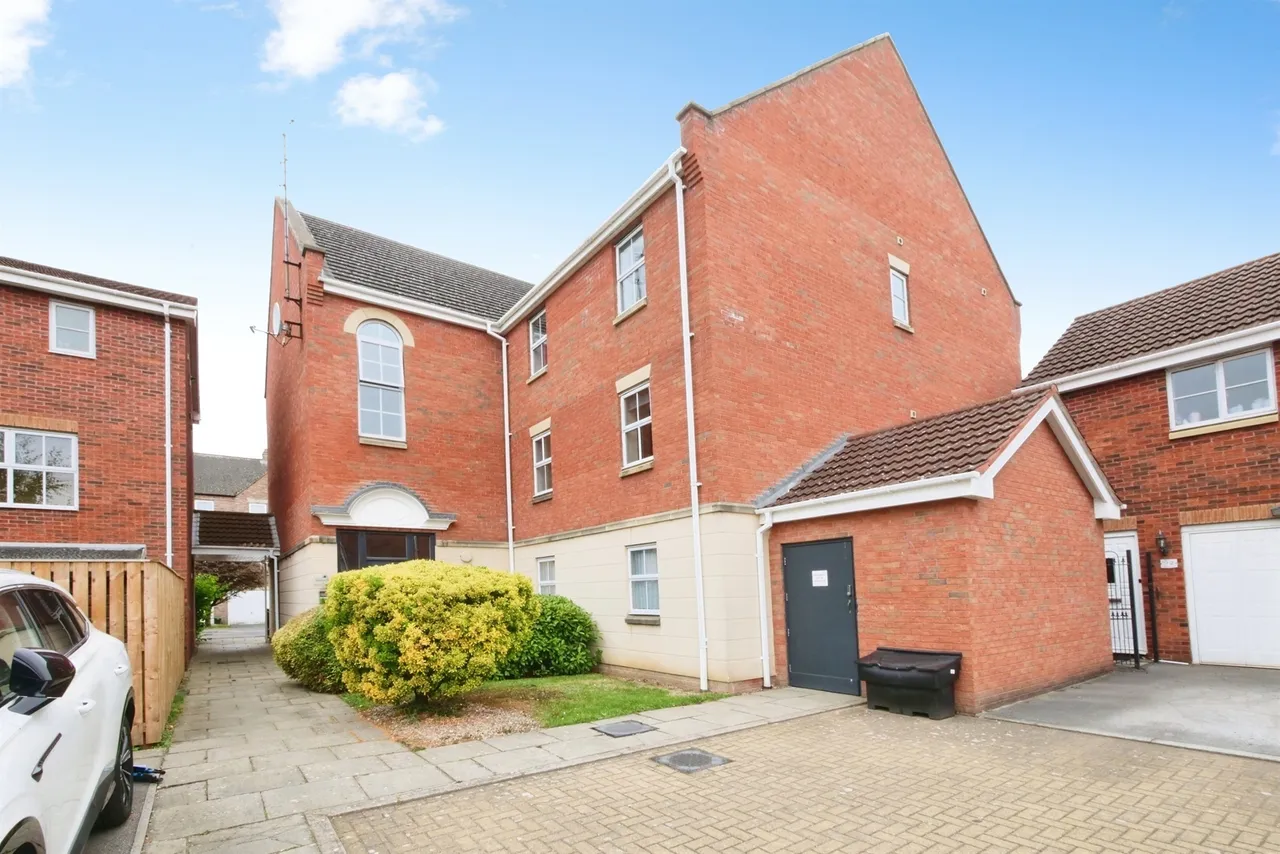 Cobham Way, York, photo 12