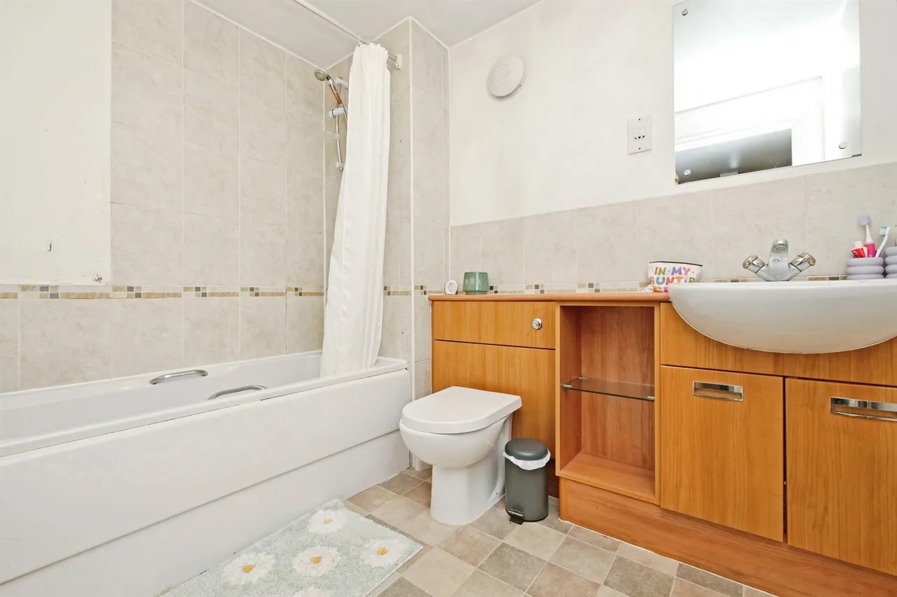 Cobham Way, York, photo 8