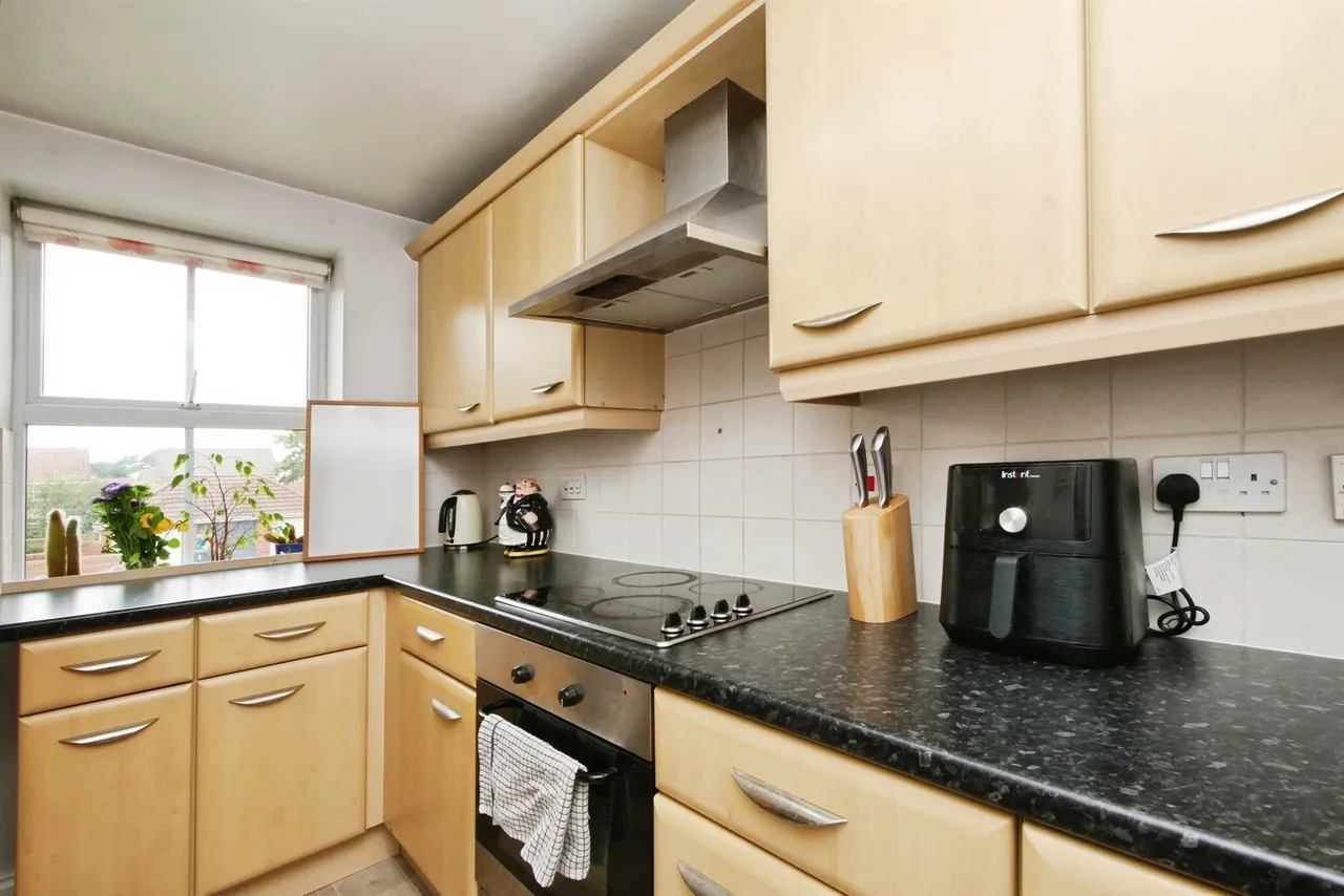 Cobham Way, York, photo 11