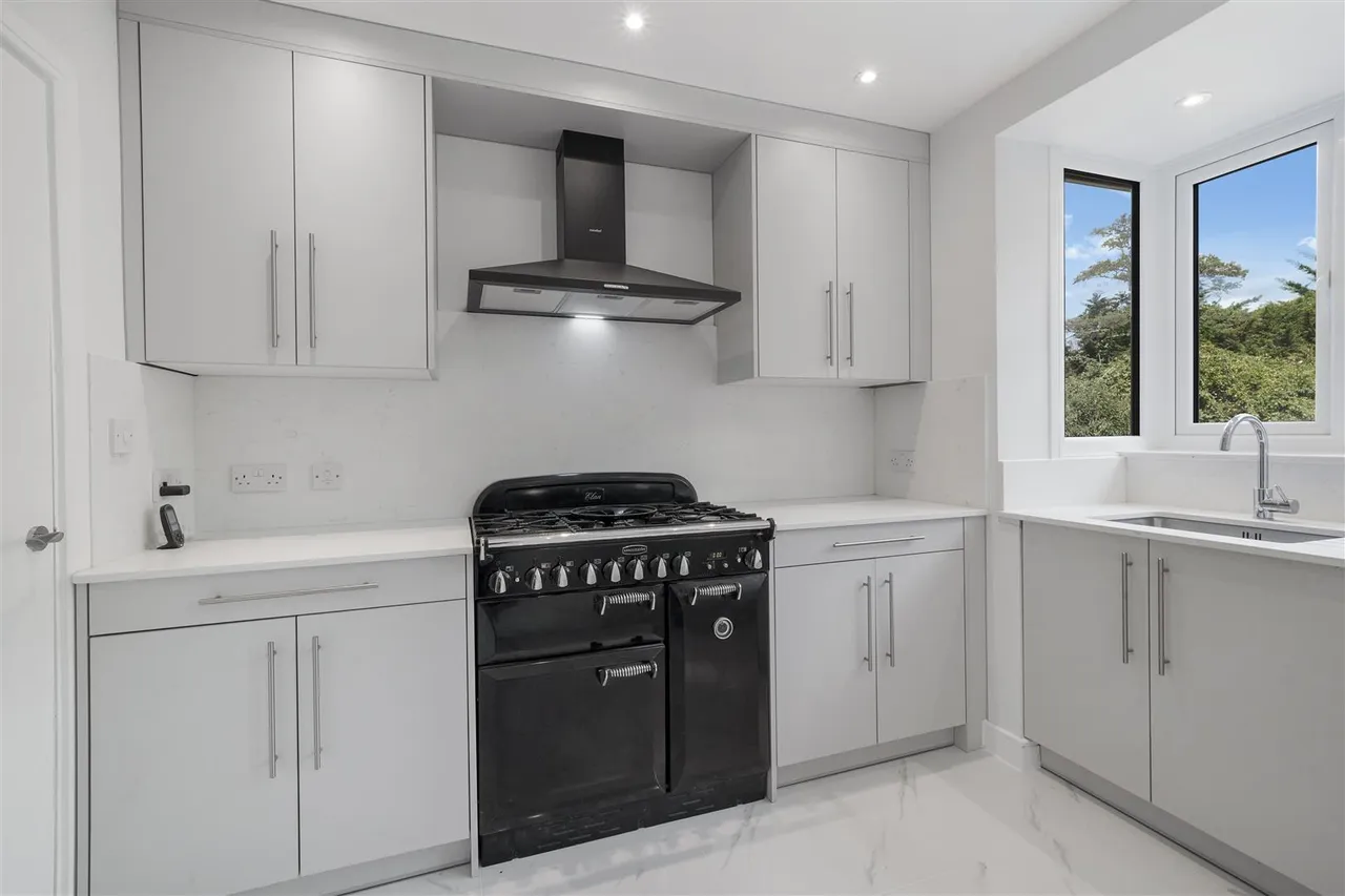 Littleton Road, Harrow, HA1, photo 9