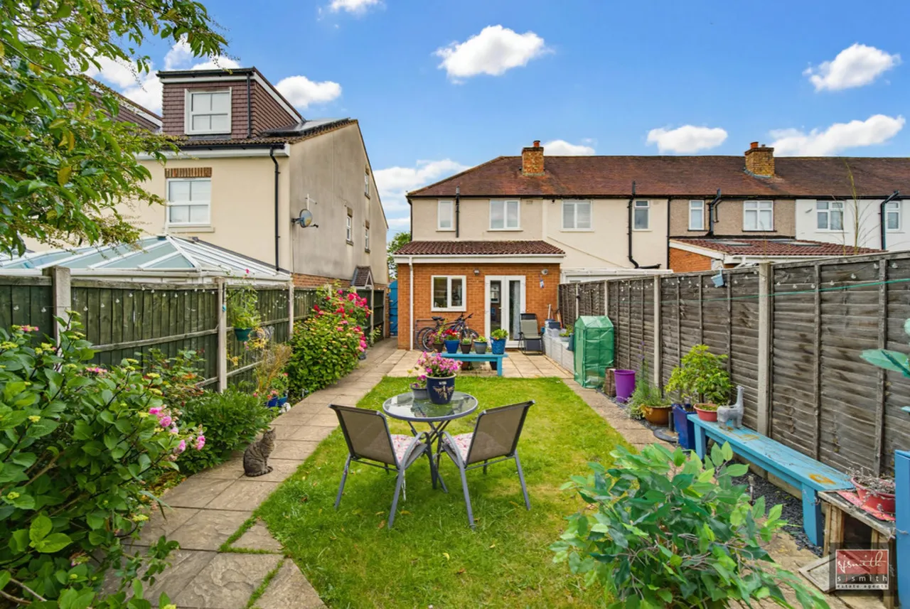 Warwick Road, Ashford, photo 8