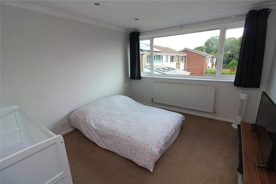 Barton Court, Leeds, West Yorkshire, LS15, photo 5