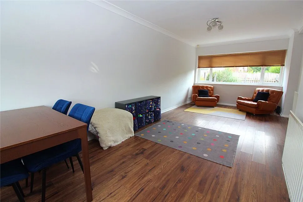 Barton Court, Leeds, West Yorkshire, LS15, photo 4