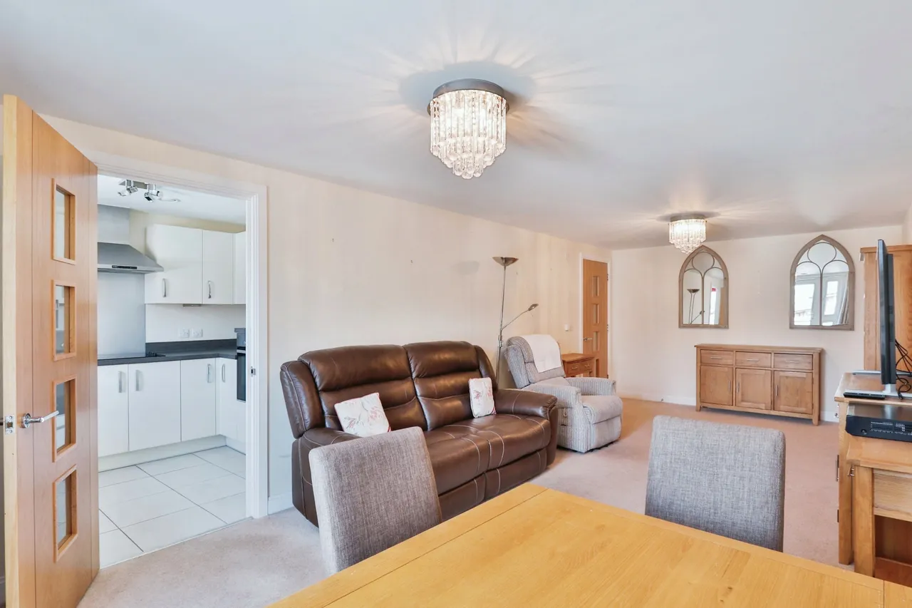 Macaulay Road, Broadstone, BH18, photo 4