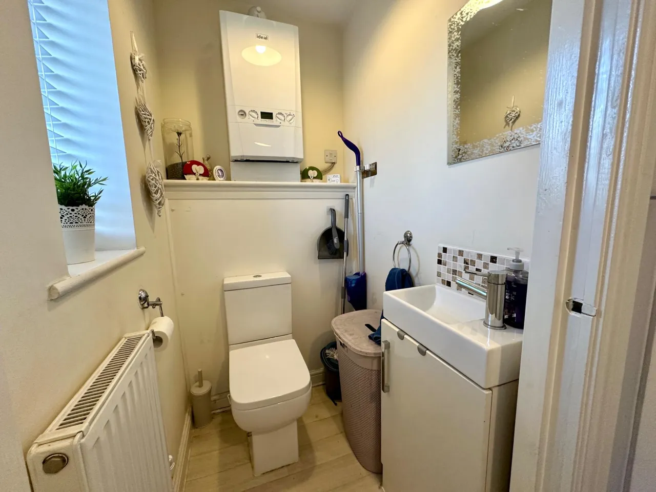 Crankhall Lane, Wednesbury, WS10, photo 6